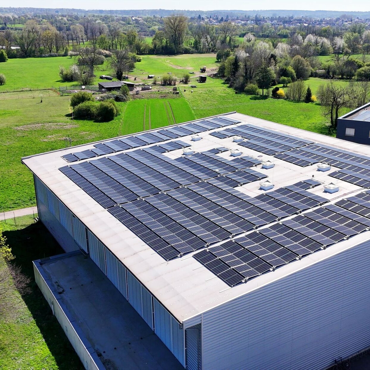 Kronau-Turnhalle-PV-System-Overview-2-Eco2Profis